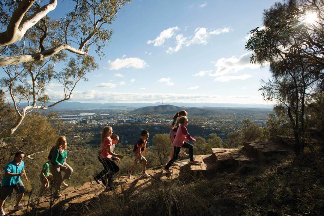 Walking to Mount Ainslie lookout, Canberra