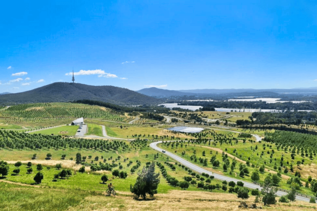 small towns near Canberra